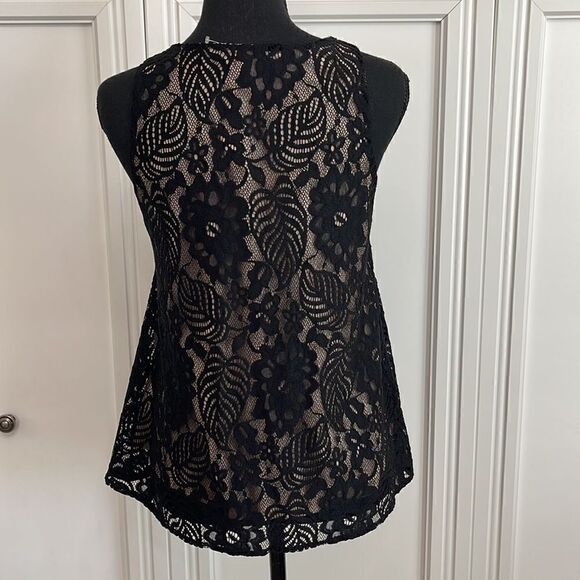 Black Lace Sleeveless Top size small - Picture 4 of 6